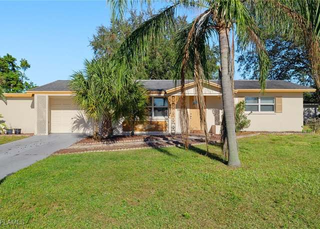 Property at 1399 Juddale St E, Lehigh Acres, FL 33936, 2 beds, 1 bath