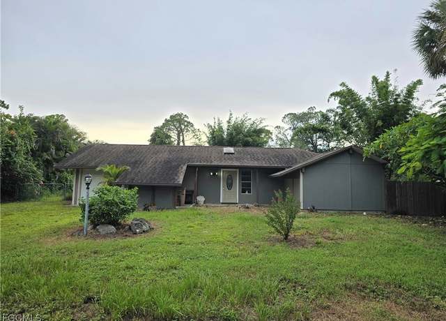 Property at 213 Lincoln Ave, Lehigh Acres, FL 33936, 2 beds, 2 baths