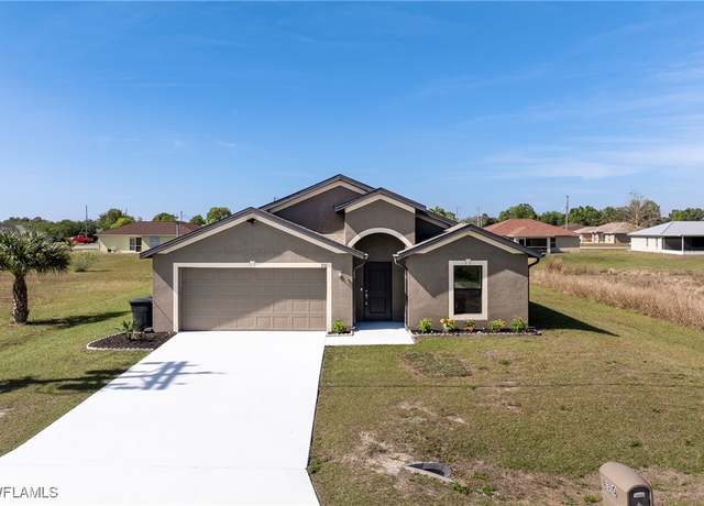 Property at 830 La Salle Ave, Fort Myers, FL 33913, 4 beds, 2 baths
