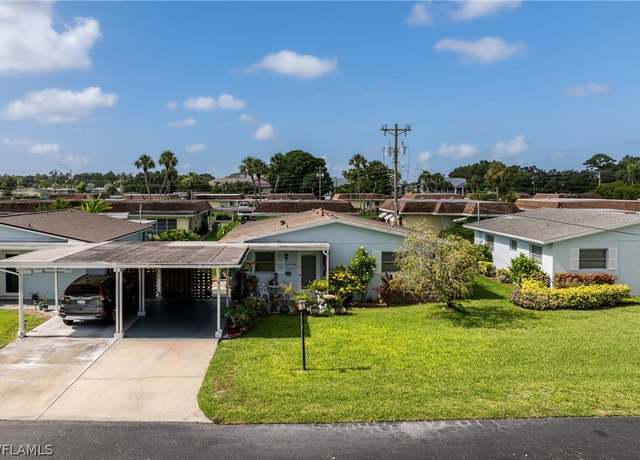 Property at 2206 Croton Ct, Lehigh Acres, FL 33936, 2 beds, 2 baths