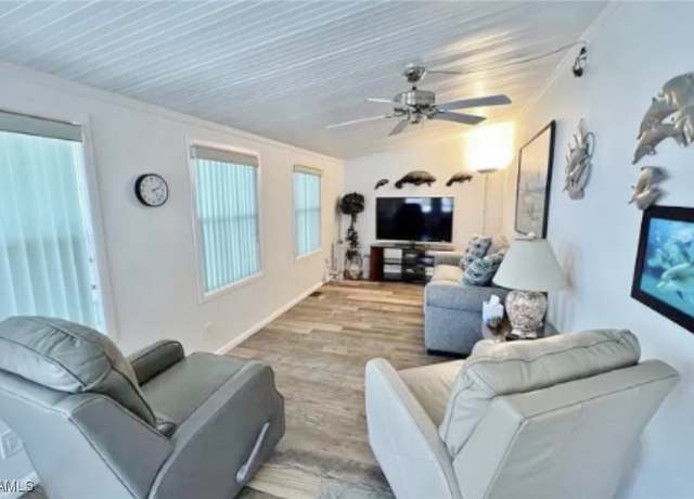 Property at 11182 Sunglow Ln, Fort Myers, FL 33908, 1 bed, 1 bath