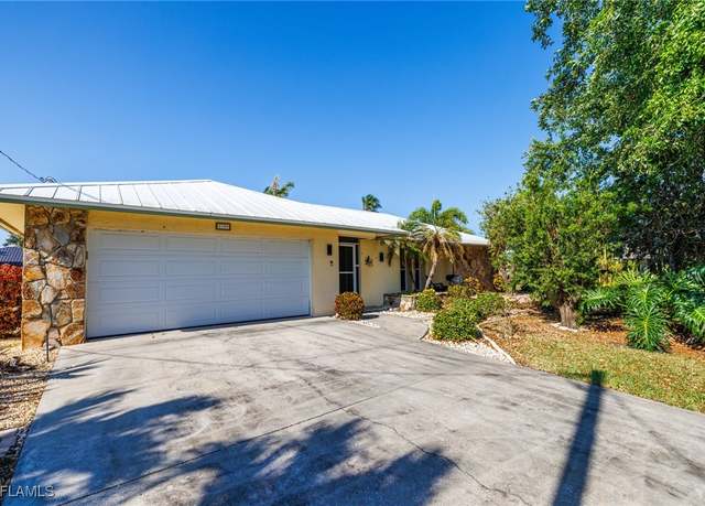Property at 1709 SE 44th St, Cape Coral, FL 33904, 3 beds, 2 baths