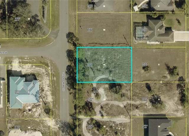 Property at 6561 Cedarwood Ave, Fort Myers, FL 33905