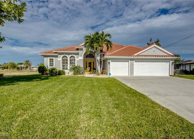 Property at 118 NE 21st Ave, Cape Coral, FL 33909, 4 beds, 3 baths