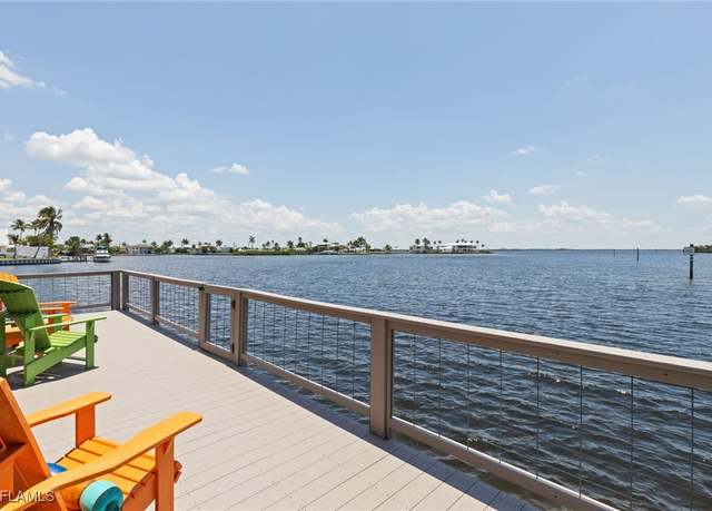 Property at 4819 Pine Island Rd NW, Matlacha, FL 33993, 2 beds, 2 baths