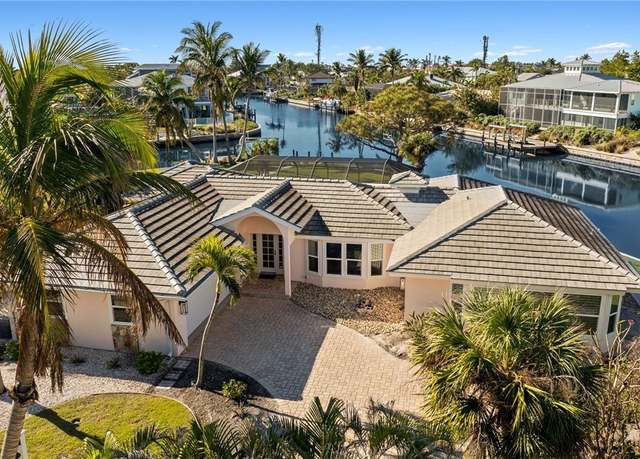 Property at 985 Oyster Ct, Sanibel, FL 33957, 5 beds, 4 baths
