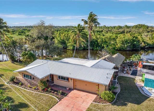 Property at 1324 Thompson St, North Fort Myers, FL 33903, 3 beds, 2.5 baths
