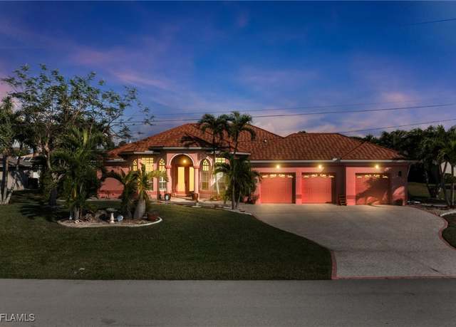 Property at 2523 SE 22nd Pl, Cape Coral, FL 33904, 3 beds, 3 baths