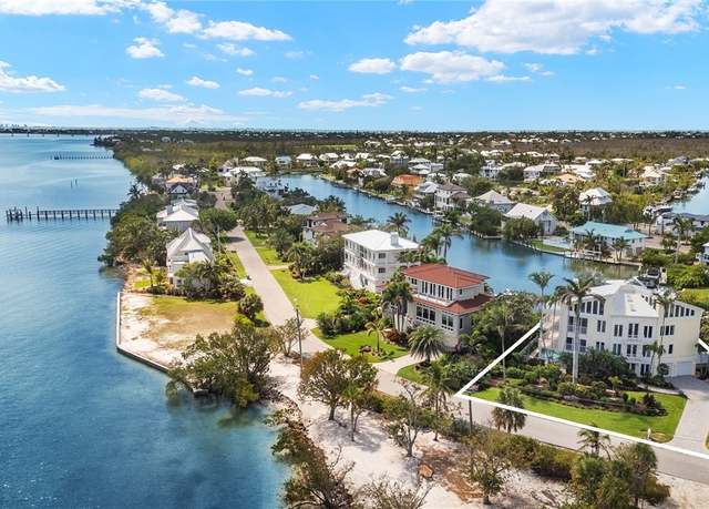 Property at 1581 San Carlos Bay Dr, Sanibel, FL 33957, 4 beds, 3.5 baths