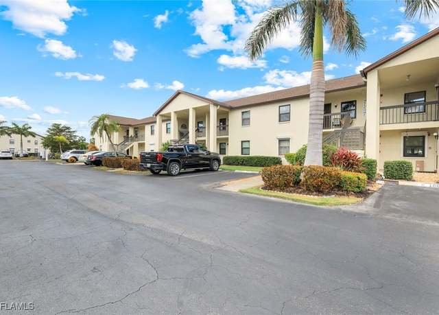 Property at 9270 Lake Park Dr #206, Fort Myers, FL 33919, 3 beds, 2 baths