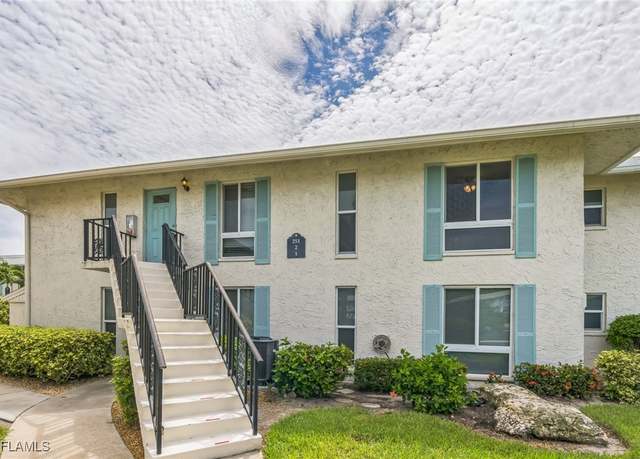 Property at 251 Palm Dr Unit 251-2, Naples, FL 34112, 2 beds, 2 baths