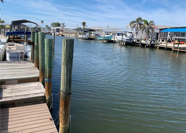 Property at 3872 Blueberry Ln, St. James City, FL 33956