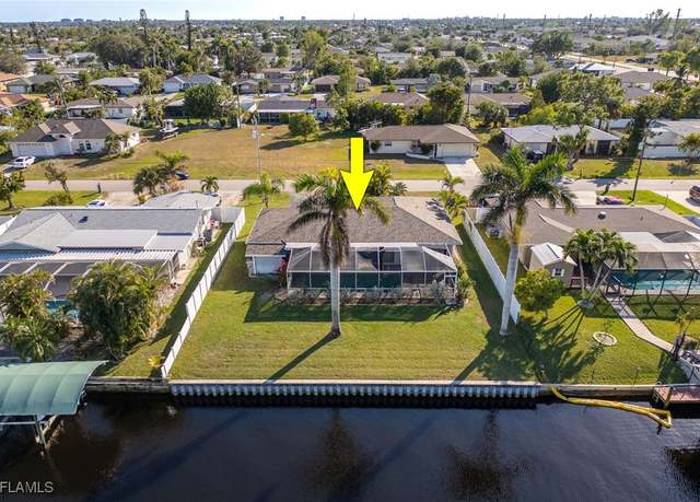 Property at 117 SE 43rd Ter, Cape Coral, FL 33904, 3 beds, 2 baths