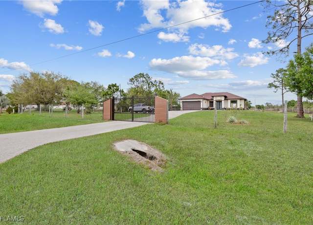 Property at 3661 50th Ave NE, Naples, FL 34120, 3 beds, 2 baths