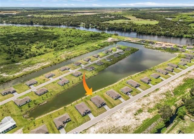 Property at 821 Gen D Macarthur Ave, Labelle, FL 33935, 5 beds, 3 baths