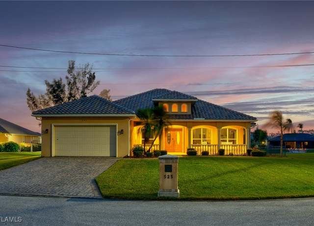 Property at 525 SW 8th Ter, Cape Coral, FL 33991, 3 beds, 3 baths