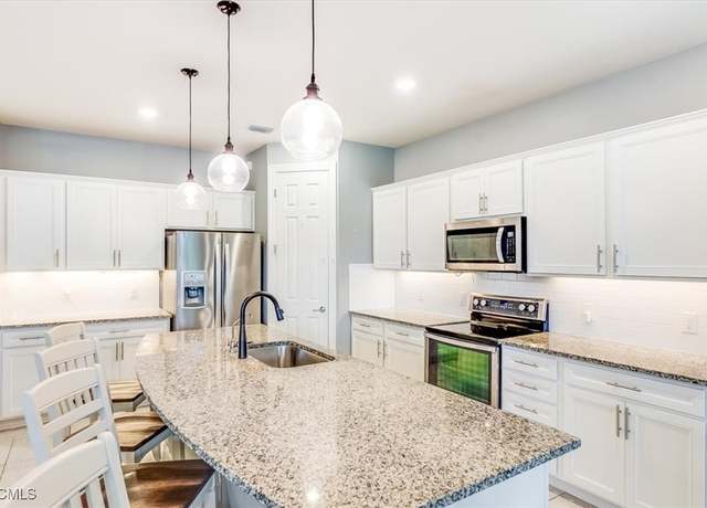 Property at 3548 E Hampton Cir, Alva, FL 33920, 4 beds, 2.5 baths