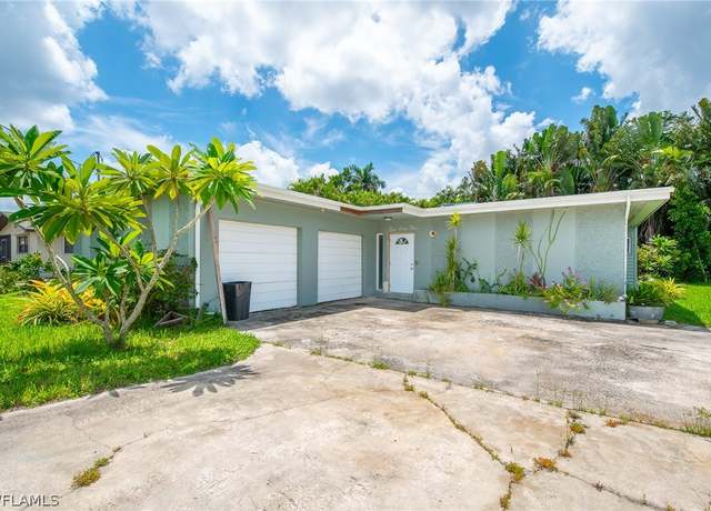 Property at 463 Grenier Dr, North Fort Myers, FL 33903, 5 beds, 2.5 baths