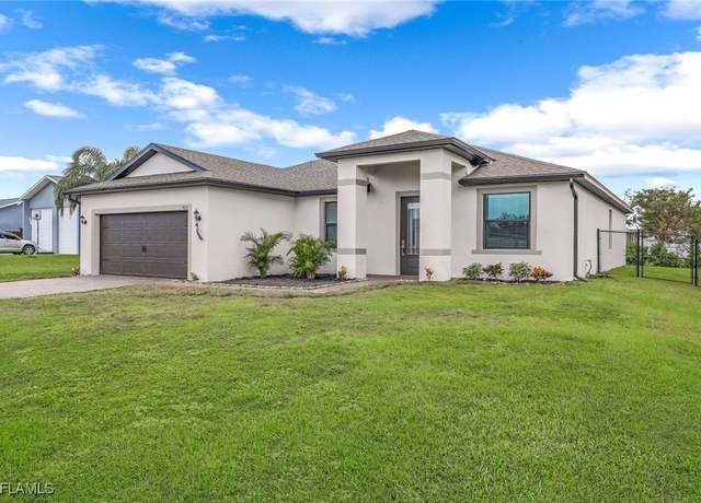Property at 909 SW 7th Ave, Cape Coral, FL 33991, 4 beds, 3 baths