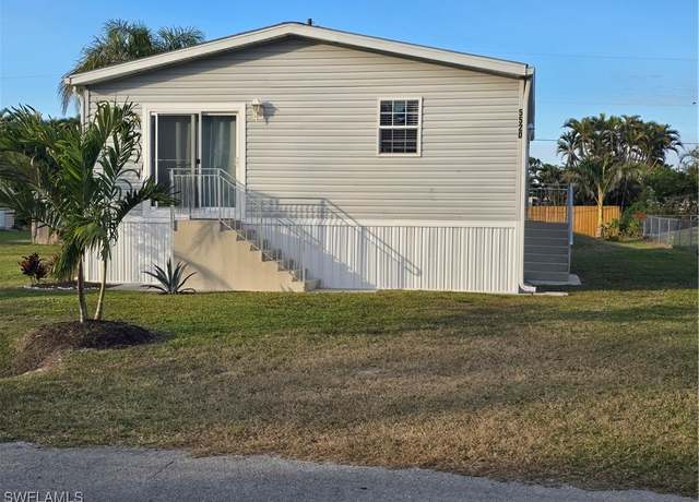 Property at 5520 Rainbow Dr, Bokeelia, FL 33922, 3 beds, 2 baths