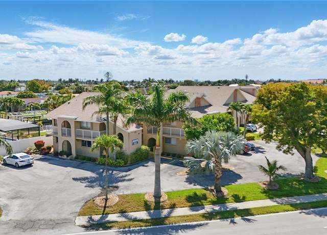 Property at 4321 Country Club Blvd #102, Cape Coral, FL 33904, 2 beds, 2 baths