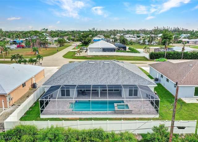 Property at 5683-5685 Genesee Pkwy, Bokeelia, FL 33922, 6 beds, 4 baths