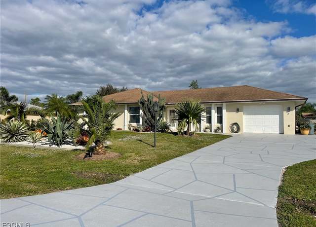 Property at 306 5th Ave, Lehigh Acres, FL 33936, 3 beds, 3 baths