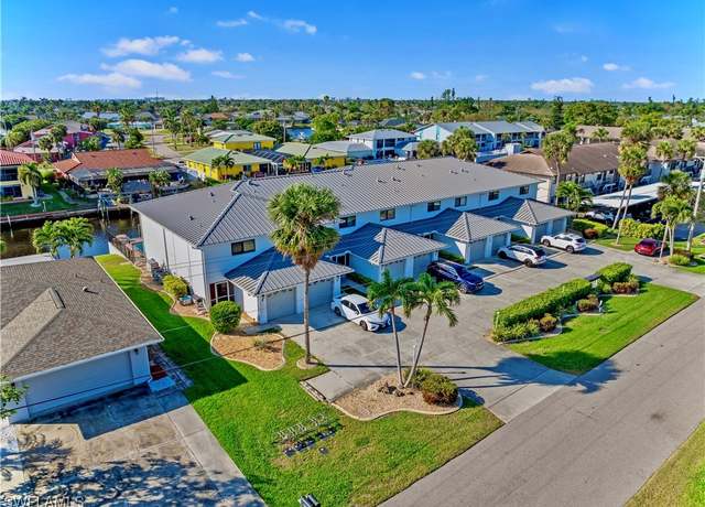 Property at 1102 SE 39th Ter #101, Cape Coral, FL 33904, 2 beds, 2.5 baths
