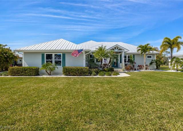 Property at 4700 Castalia Ct, Fort Myers, FL 33905, 3 beds, 3 baths