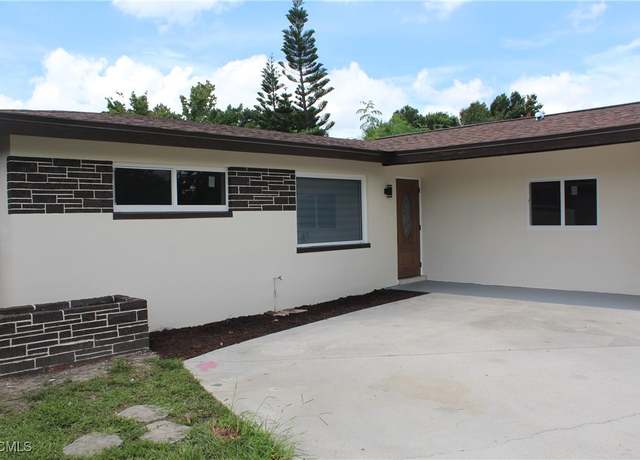 Property at 1762 Bonnie Ct, Fort Myers, FL 33901, 4 beds, 2 baths