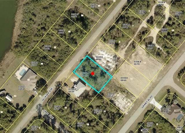 Property at 323 Selkirk Ave, Lehigh Acres, FL 33974