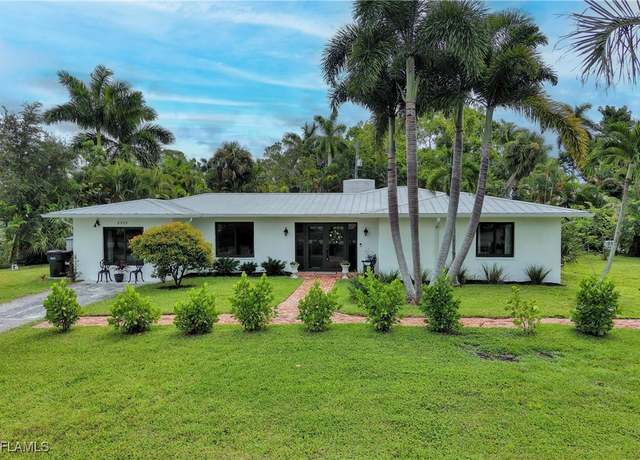 Property at 6935 Old Whiskey Creek Dr, Fort Myers, FL 33919, 3 beds, 2 baths