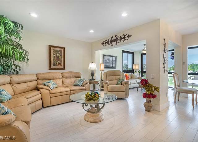 Property at 7402 Lake Breeze Dr #301, Fort Myers, FL 33907, 2 beds, 2 baths