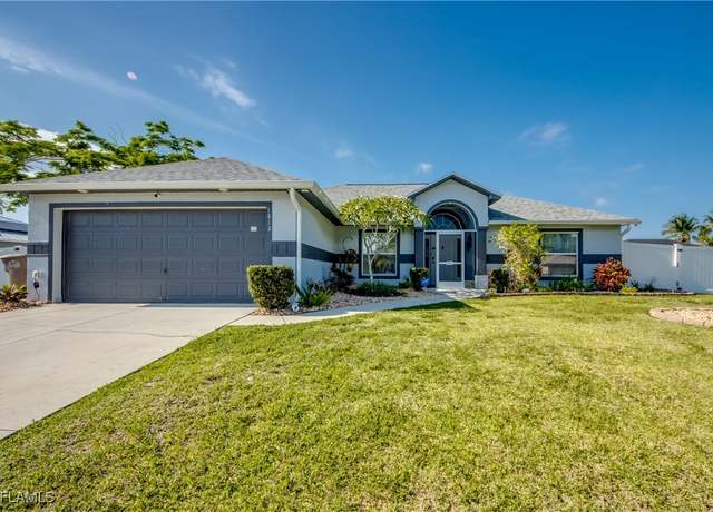Property at 1812 SW 10th Ter, Cape Coral, FL 33991, 4 beds, 2 baths