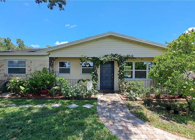 Property at 204 Flagler St, Clewiston, FL 33440, 5 beds, 4 baths