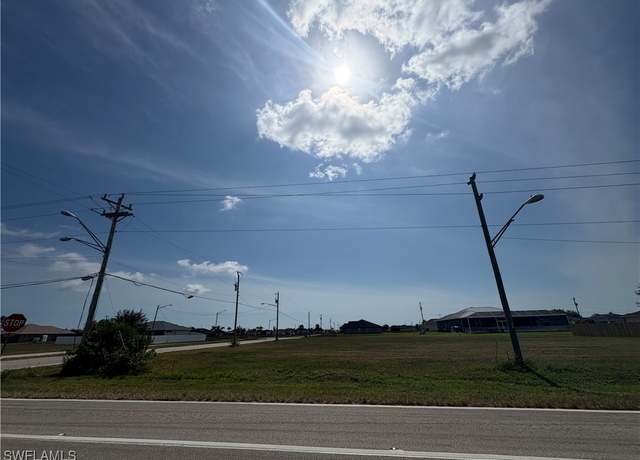 Property at 800 El Dorado Blvd N, Cape Coral, FL 33993