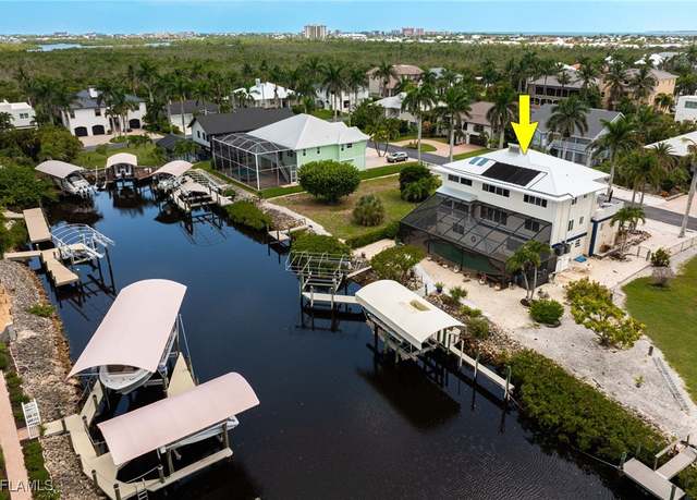 Property at 17911 Grey Heron Ct, Fort Myers Beach, FL 33931, 4 beds, 4 baths