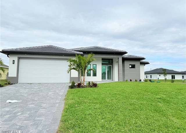 Property at 3000 5th St W, Lehigh Acres, FL 33971, 3 beds, 2 baths
