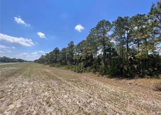 Property at 320 James Irwin Ter, Labelle, FL 33935