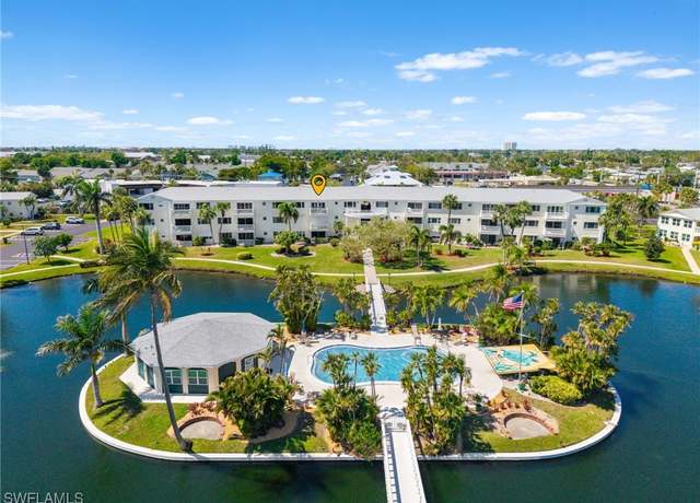 Property at 13511 Stratford Place Cir #304, Fort Myers, FL 33919, 2 beds, 2 baths