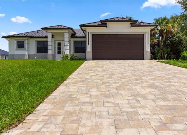 Property at 3012 Lady Ln, Labelle, FL 33935, 3 beds, 2 baths