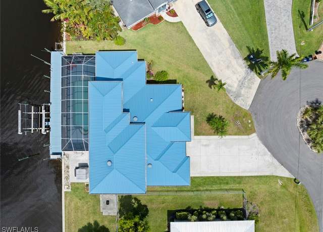 Property at 2107 Saint Croix Ave, Fort Myers, FL 33905, 3 beds, 2.5 baths