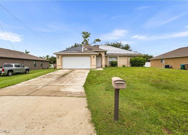 Property at 1807 SW 21st Ln, Cape Coral, FL 33991, 3 beds, 2 baths