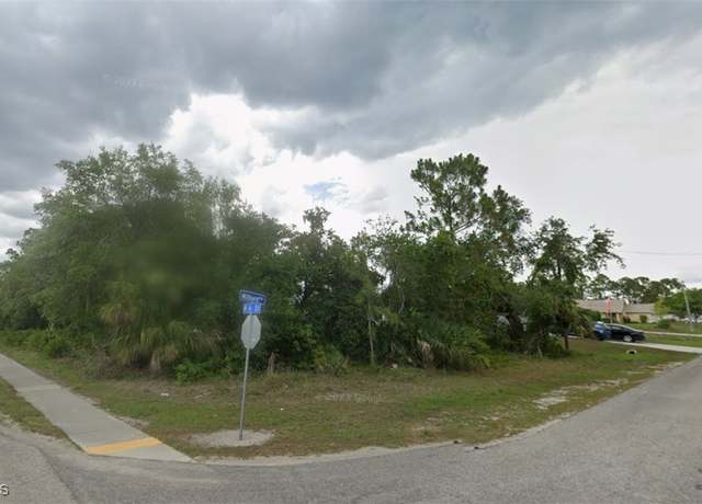 Property at 607 W 6 St, Lehigh Acres, FL 33972