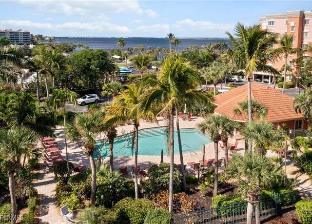 Property at 14815 Laguna Dr #702, Fort Myers, FL 33908, 3 beds, 2.5 baths