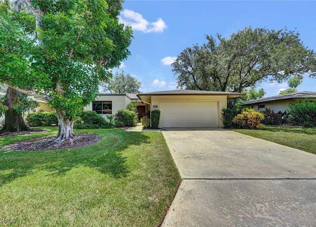 Property at 5877 Wyldewood Lakes Ct, Fort Myers, FL 33919, 3 beds, 2 baths