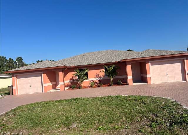 Property at 4720 14th St SW, Lehigh Acres, FL 33973, 6 beds, 6 baths