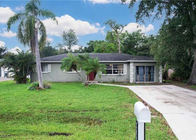 Property at 9321 Sedgefield Rd, North Fort Myers, FL 33917, 3 beds, 2 baths