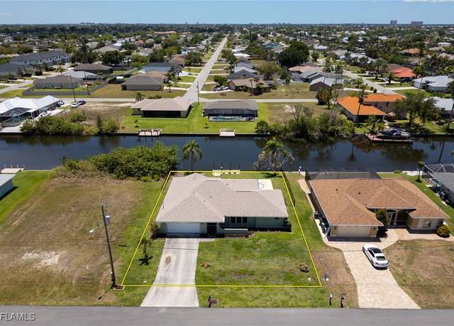 Property at 132 SW 34th Ln, Cape Coral, FL 33914, 3 beds, 2 baths