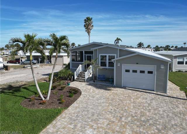 Property at 17691 Eglantine Ln, Fort Myers Beach, FL 33931, 2 beds, 2.5 baths